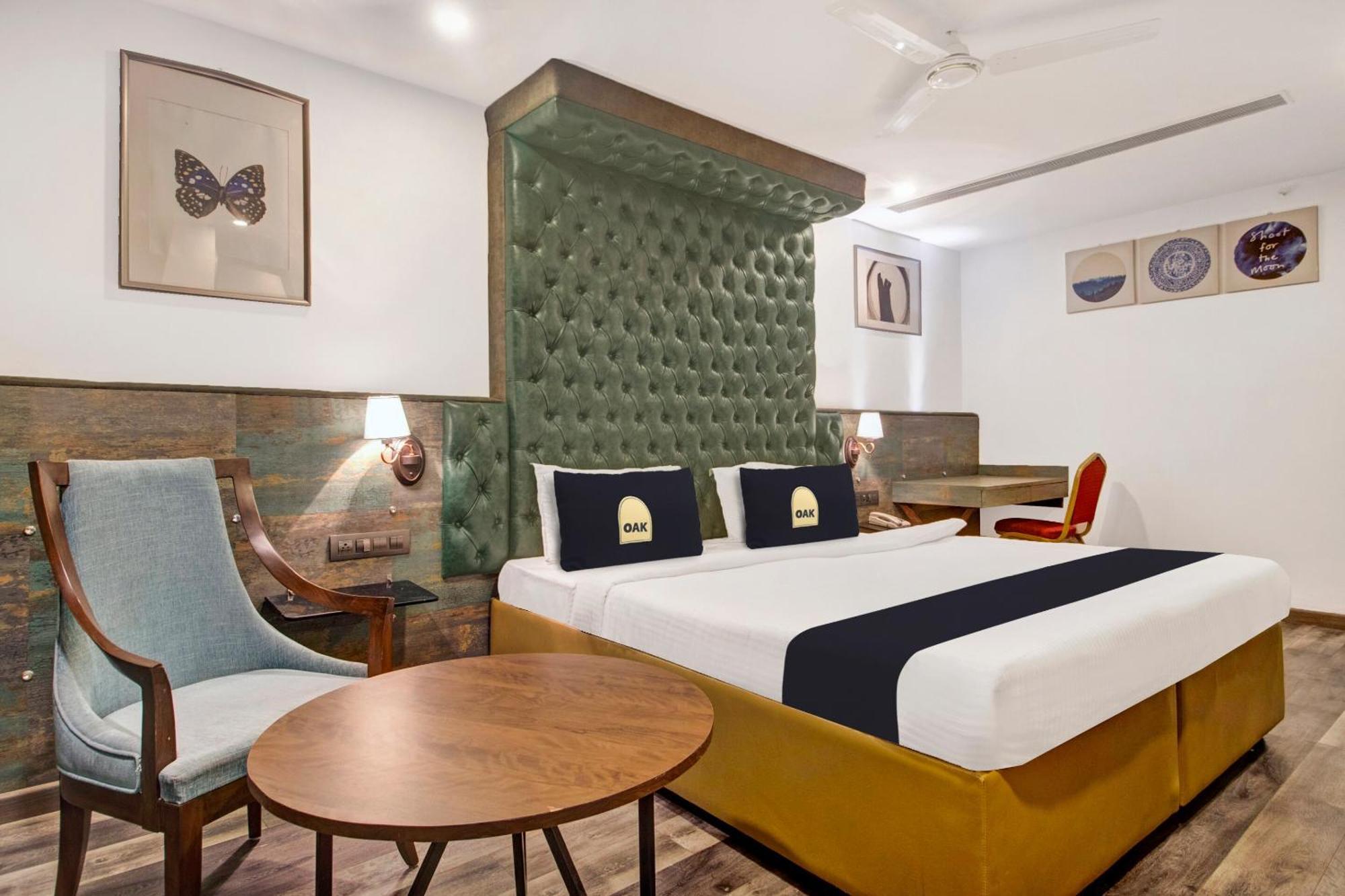 Hotel O Oak Whiteridge Near L.v Prasad & Basava Tharakam Hospital Banjara Hills 4*